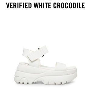 Steve Madden White Platform Sandals Sz 9